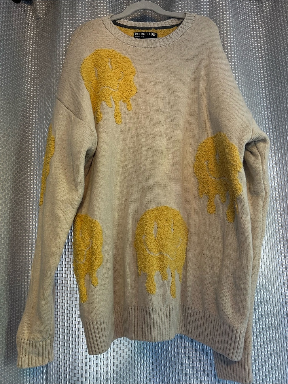 Retrofit Melting Smiley Face Knit Sweater - Beige/Yellow - Size Medium